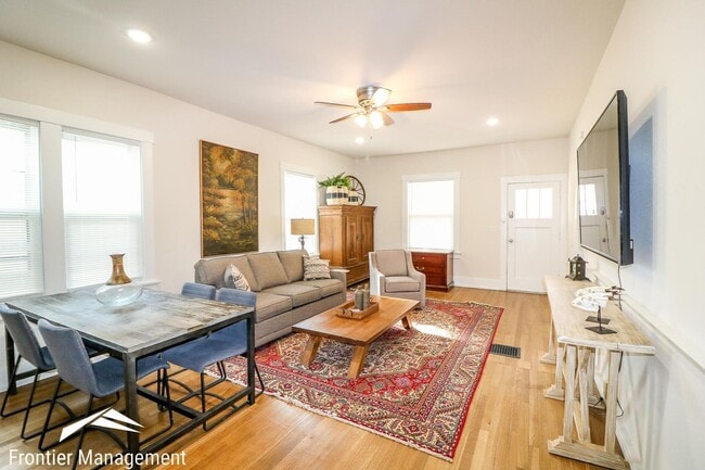 Photo - Awesome 4 Bedroom on the East Side of Manh...