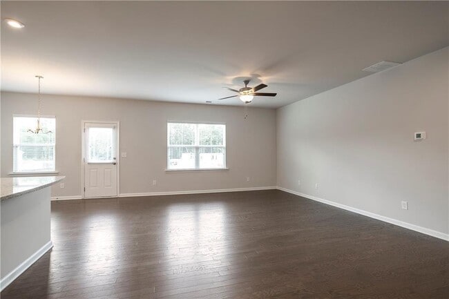 Photo - 5729 Wheeler Ridge Rd