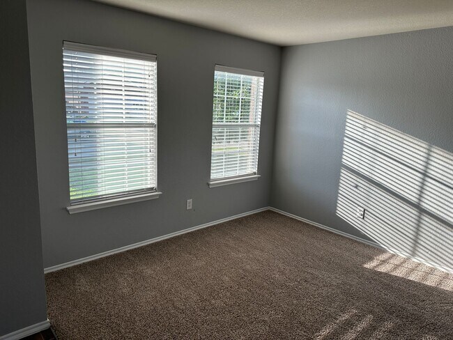 Photo - 10773 Braemoor Dr
