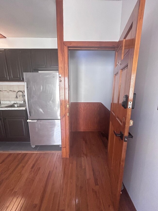 Photo - 257 Marion St Unit 2nd Floor