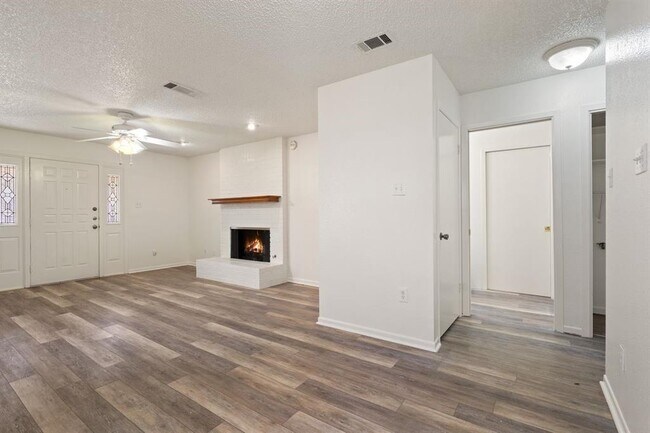 Photo - 8421 Fathom Cir
