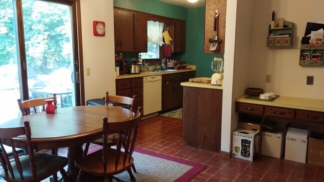 Photo - 5304 Manitowoc Pkwy Unit 1
