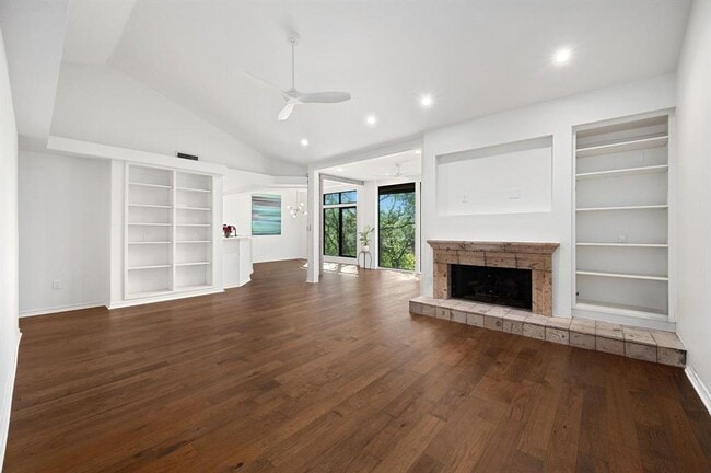1000 Liberty Park Dr Unit 407