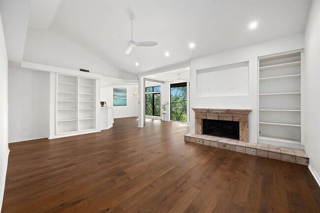 Photo - 1000 Liberty Park Dr Unit 407