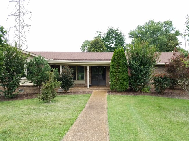 Photo - 665 Harpeth Bend Dr
