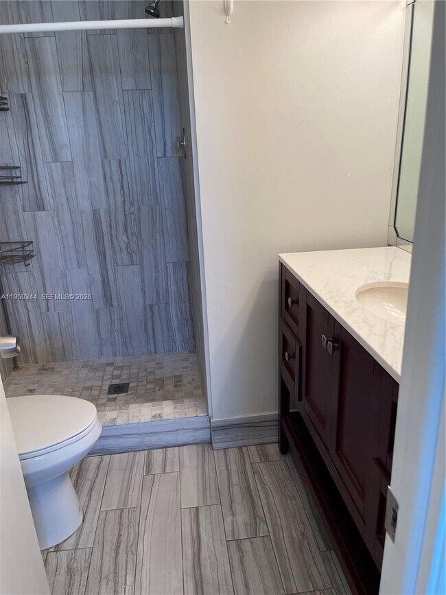 Photo - 4785 SW 62nd Ave Unit 101