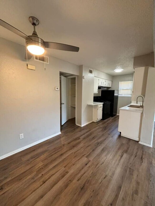 Photo - Chelsea Manor is the place for you!