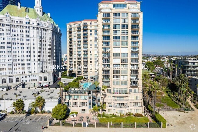 Building Photo - Stunning Panoramic Views from Every Window... Unit #1011 Rental