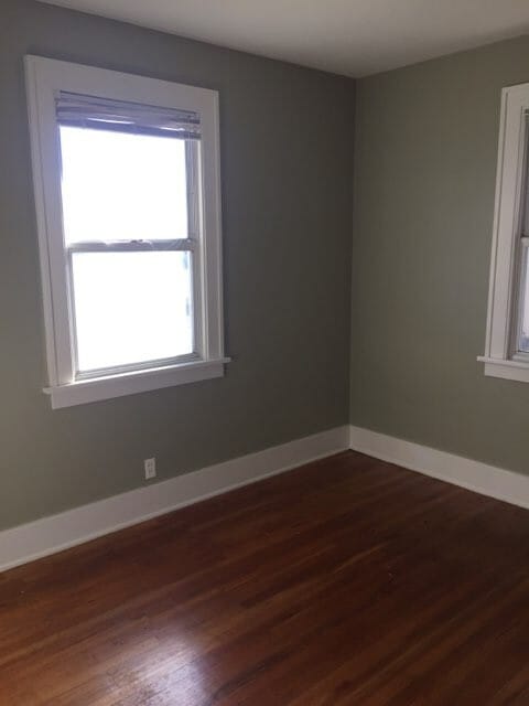Building Photo - COMING SOON!! 2 bed 1 bath Moline home with garage!