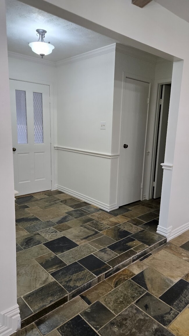 Photo - 2012 E Lacey Oak Cir