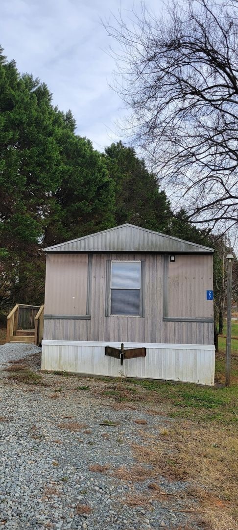 Building Photo - Ready to Move in