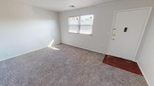 Photo - Fairmont Apartments