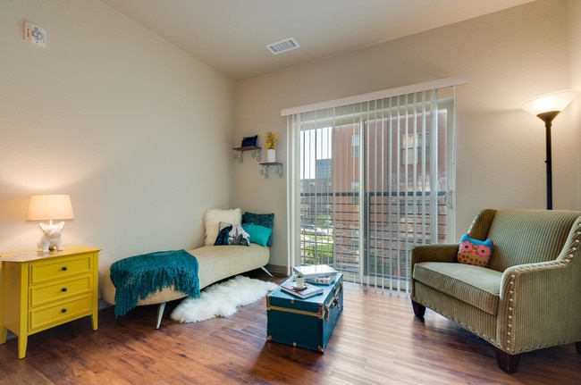 Photo - Peregrine Place Apartments