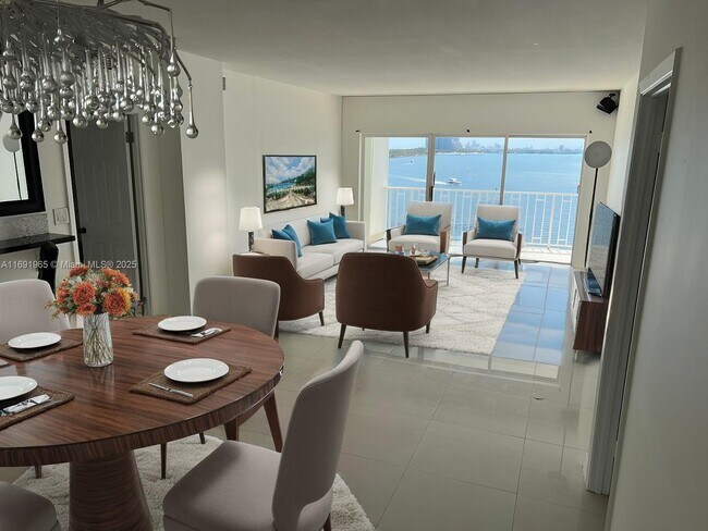 Building Photo - 500 Bayview Dr Unit # 620 Rental