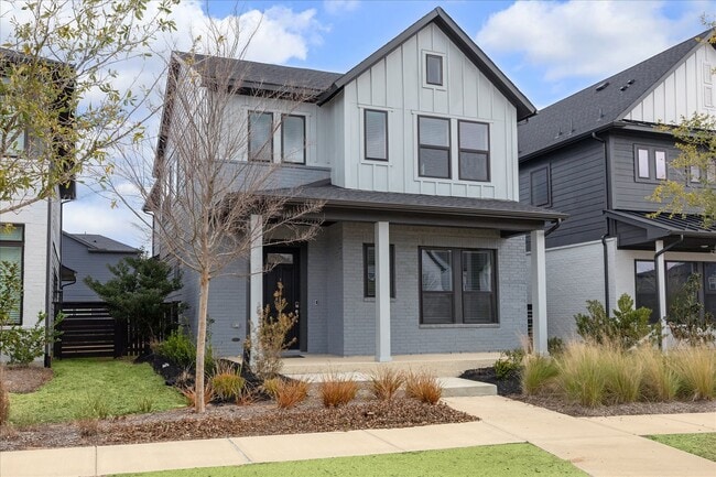 Building Photo - 15156 Parkland Canyon Dr