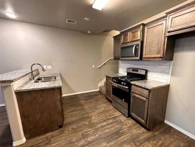 Photo - Charming 3-Bed Home w/ 2-Car Garage – Pet-Friendly