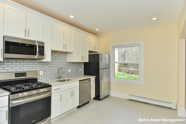Building Photo - 2 Humboldt Ave Unit #1 Rental