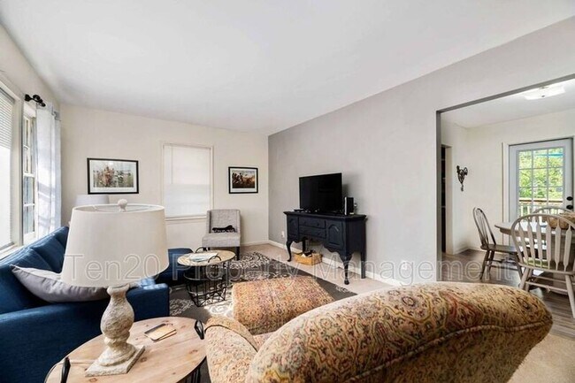 Photo - 5963 Cecil Ave