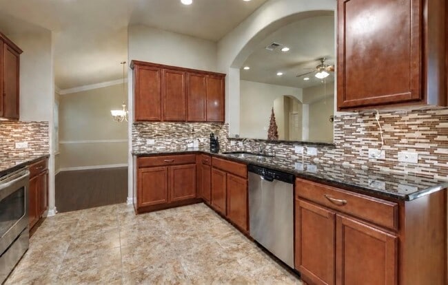 1906 Discovery Blvd