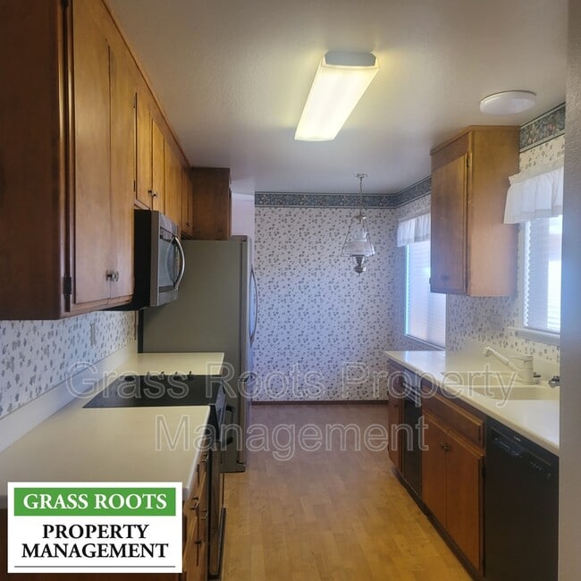 Photo - 18212 Hummingbird Dr