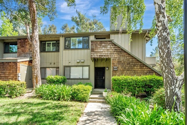 Remodeled 2-Bedroom 1-Bath Almaden Condo - Remodeled 2-Bedroom 1-Bath Almaden Condo
