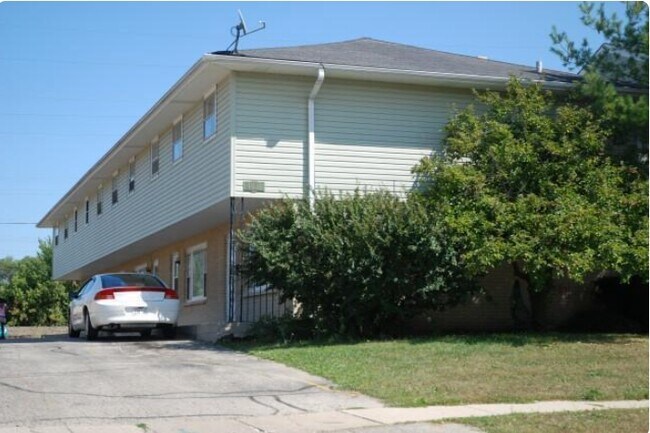 Photo - 4023-4209 50th St