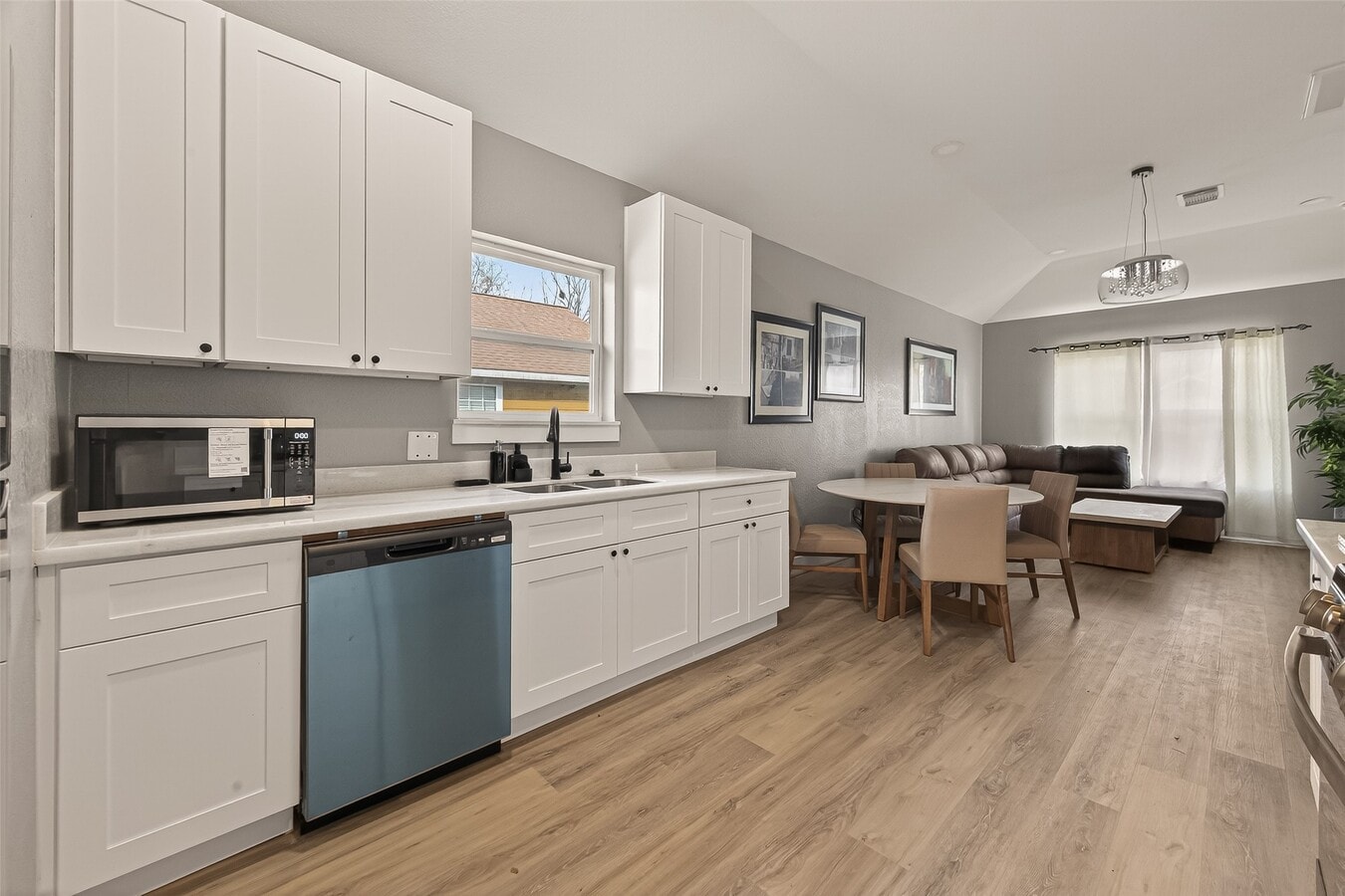 Photo - 4309 Beggs St