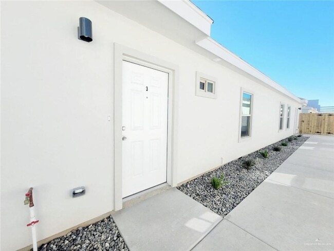 Photo - 16 Petri Dr Unit 2