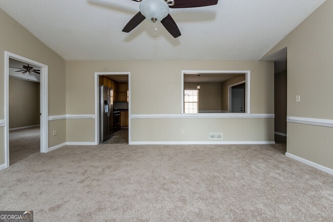 Photo - 205 Briarpatch Ct