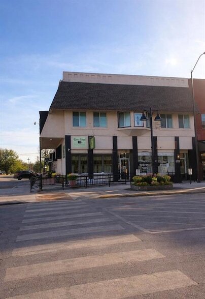 Photo - 105 S Canadian Ave