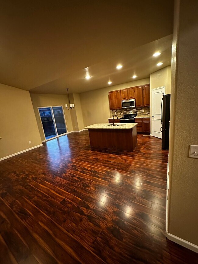 Photo - Renovated Milliken Home!