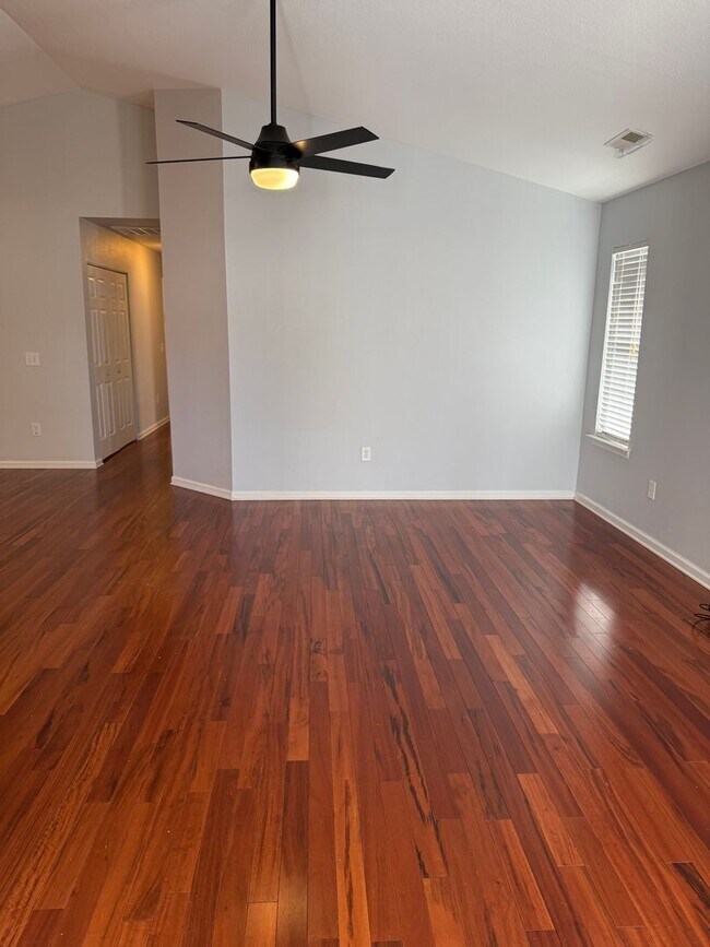 Photo - Lovely 3 bedroom 2 bath home located in the Avalon Community