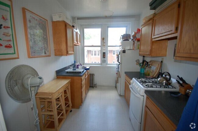 Building Photo - 1782 Commonwealth Ave Unit 16 Rental