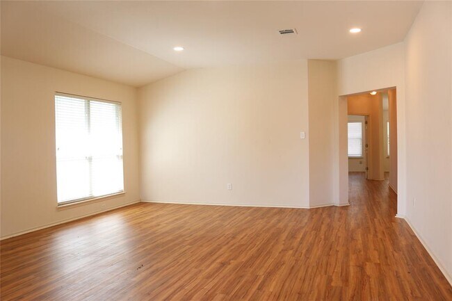 Photo - 1811 W Pflugerville Pkwy