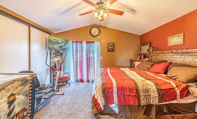 Photo - 4048 Belleshire Way