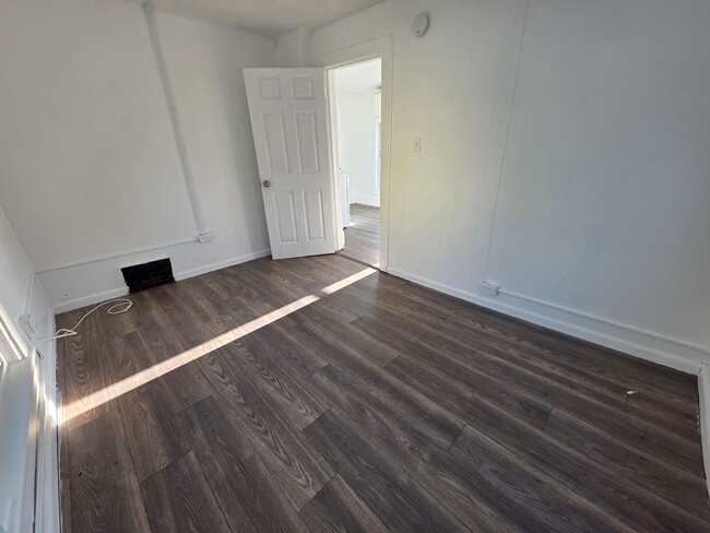 Photo - 47 Elmendorf St Unit 2nd Floor