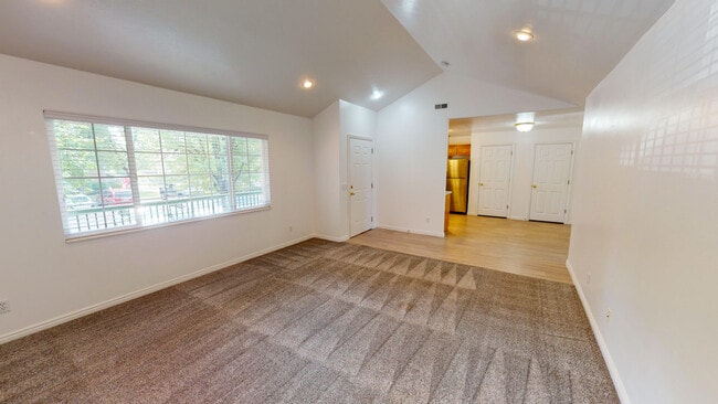 Photo - 370 E 1420 S Unit 358