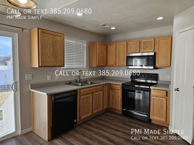 Photo - 2138 Lodge Pole Dr