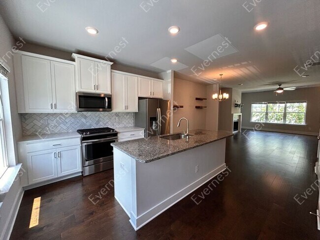 Photo - 1290 Brookins Trl