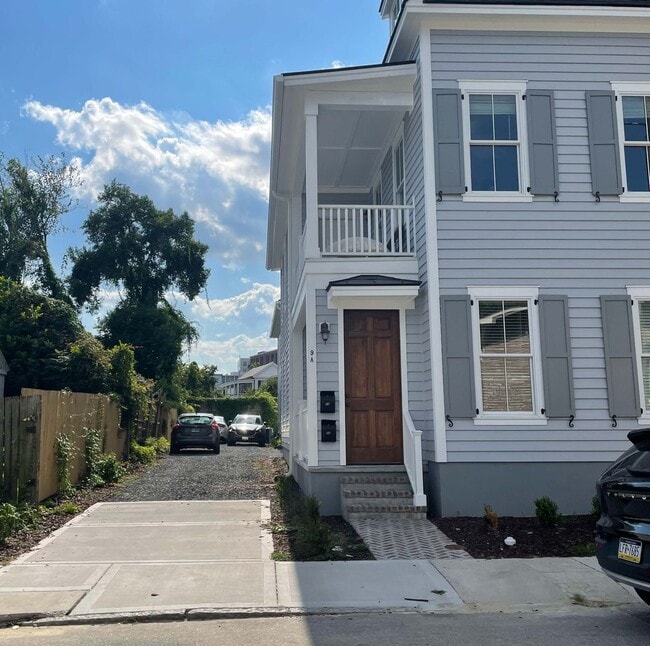 Photo - 9 Hanover St