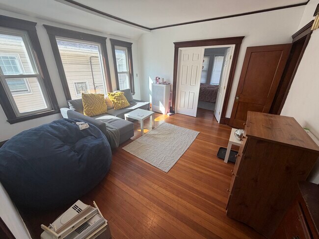 Photo - 100 W Adams St Unit R
