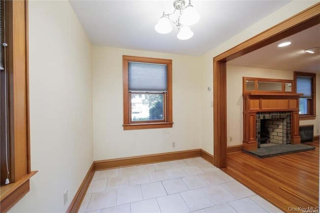 Photo - 200 Lincoln Ave