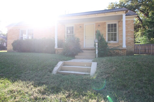 Coming Soon! Charming 2 Bedroom in Tyler! - Coming Soon! Charming 2 Bedroom in Tyler! Casa