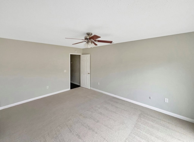 Photo - 5540 Royal Hill Dr