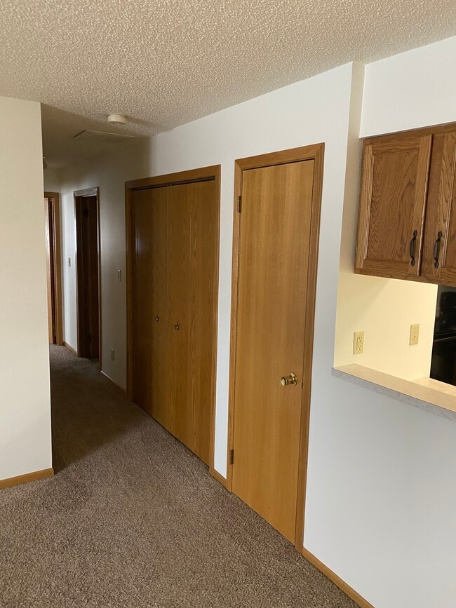 2911 N Ohlman St Unidad 2