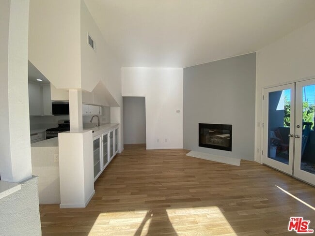 Photo - 2207 Brenta Pl Unidad 6