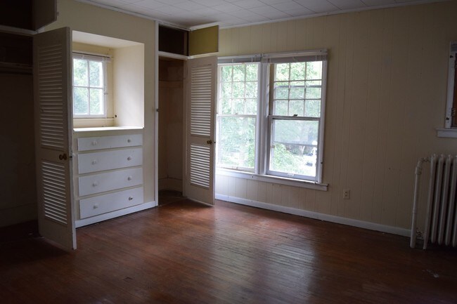 Photo - 801 W Nevada St