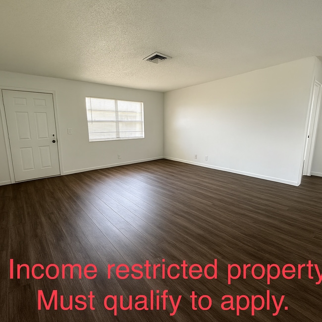 Building Photo - 3783 Coconut Rd Unit 1