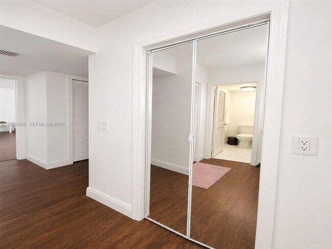 Photo - 16571 Blatt Blvd Unit 203