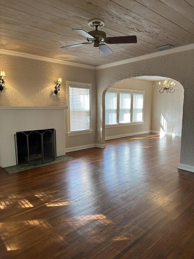 Photo - 229 Lakeland Dr